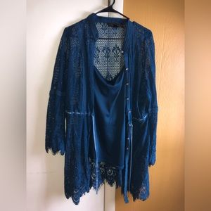 Colleen Lopez 2 pice top size xl